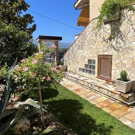 La Casa Di Panfilo * 술모나